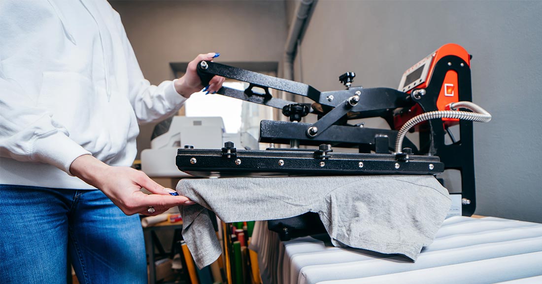 Dubai's Best: A Closer Look at 5 Trendsetting T-Shirt Printing Techniques
